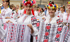 Парад вишиванок до 22-ї річниці незалежності України